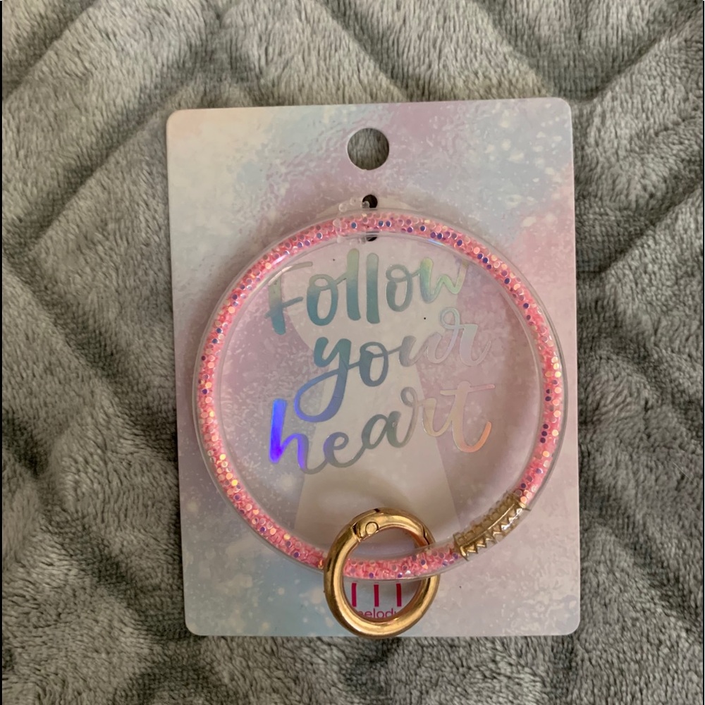Glitter key ring bracelet.